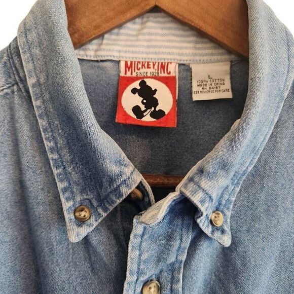 Disney World Vintage Mickey. INC Men's Denim Button Front Shirt Size Large - Picture 3 of 4